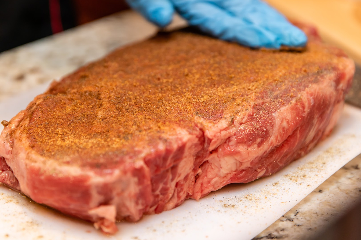 What are Dry Rubs The Ultimate Guide to Meat Rubs Grillheads Supply